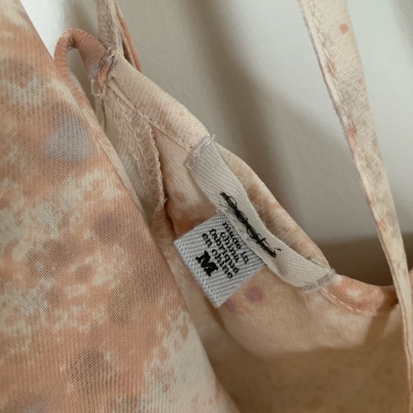 UO / ECOTE / CROPPED HALTER BOHO TANK TOP - Picture 3 of 4